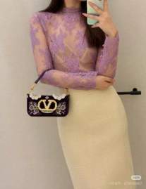 Picture of Valentino Handbags _SKUfw226715743fw